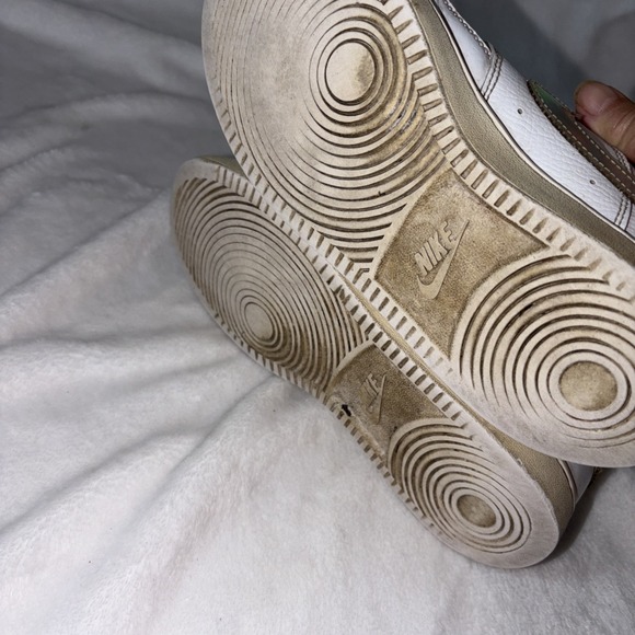 Nike Court Vision Low Top White Iridescent Swoosh Sneakers Women's Size 7.5 - Picture 5 of 9